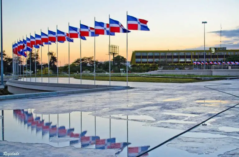 The Dominican Republic Flag Origin