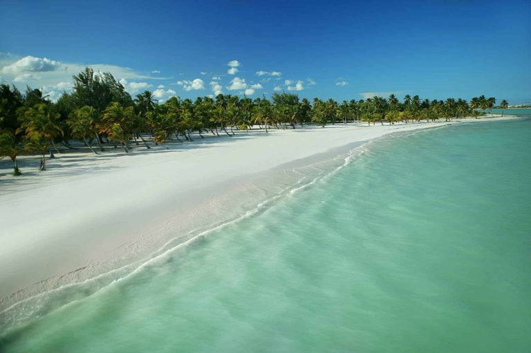 How Calm or Wavy Are The Beaches In Punta Cana?